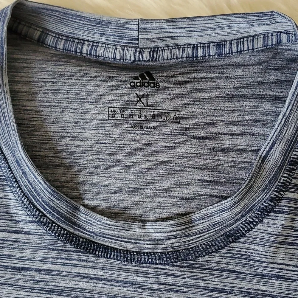 Mens Adidas blue performance t shirt sz XL - Picture 4 of 5